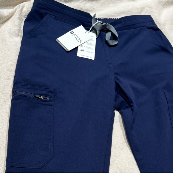 BRAND NEW WT Figs Yola Skinny Scrub Pants Navy Blue Size XS - Picture 8 of 8